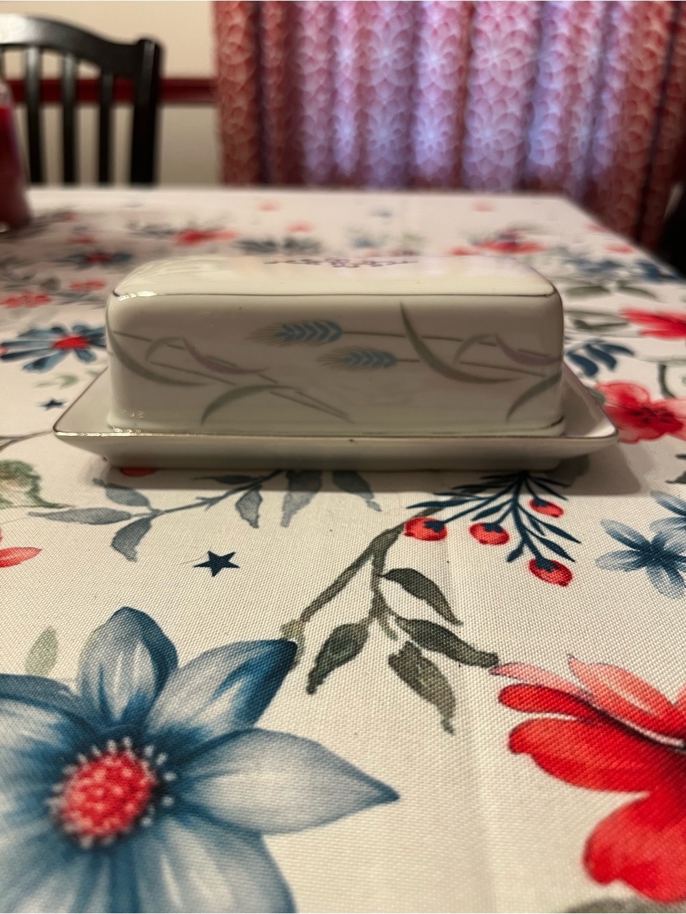 Valmont China Royal Wheat Covered Butter Dish With Platinum Trim